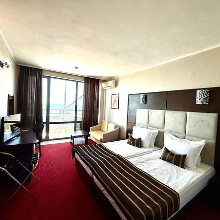 Hotel Rеgina Golden Sands Bagian luar foto