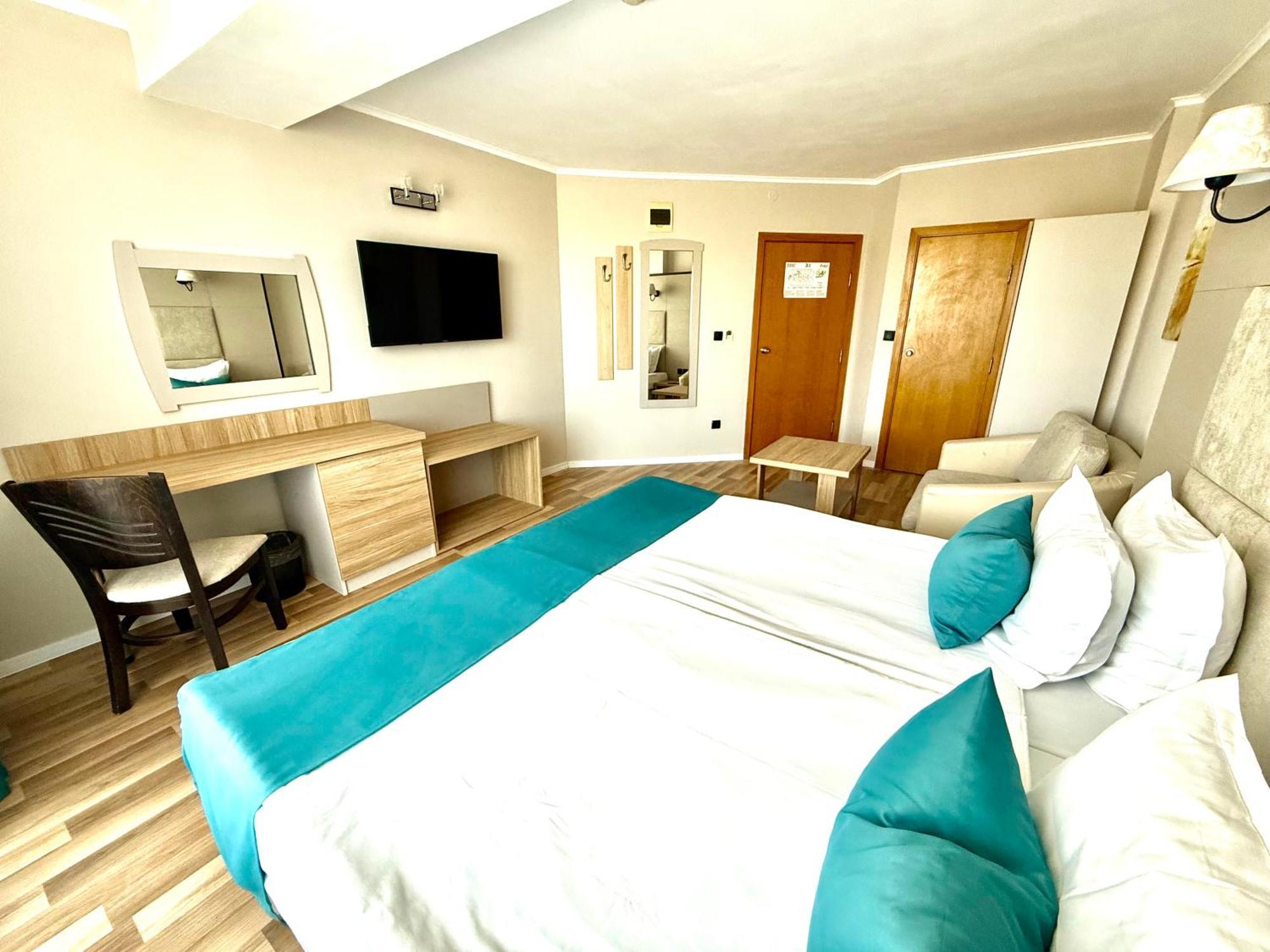 Hotel Rеgina Golden Sands Bagian luar foto