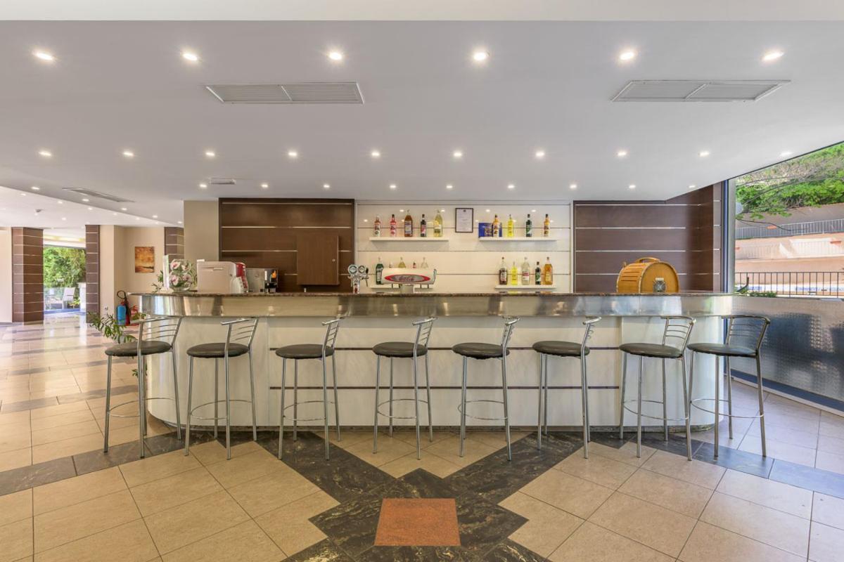 Hotel Rеgina Golden Sands Bagian luar foto