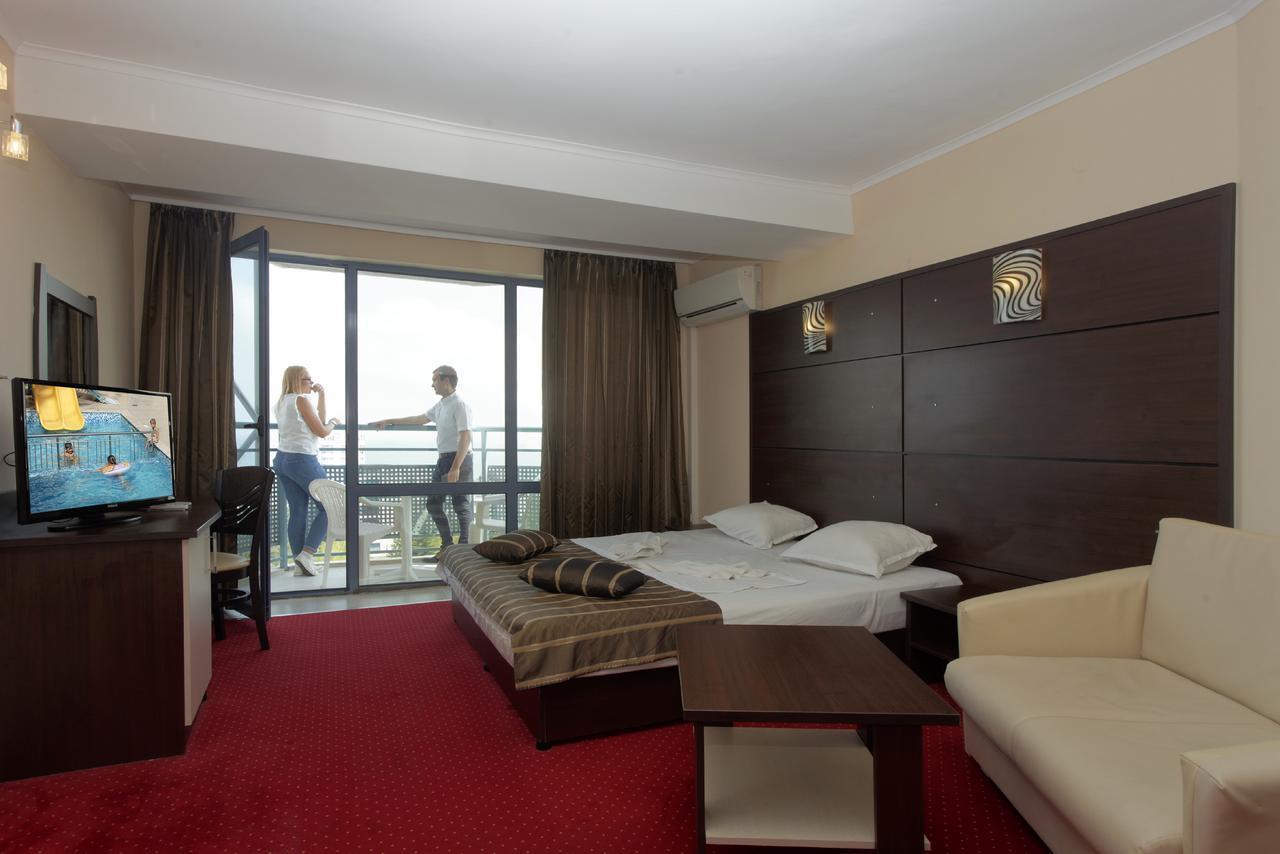 Hotel Rеgina Golden Sands Bagian luar foto