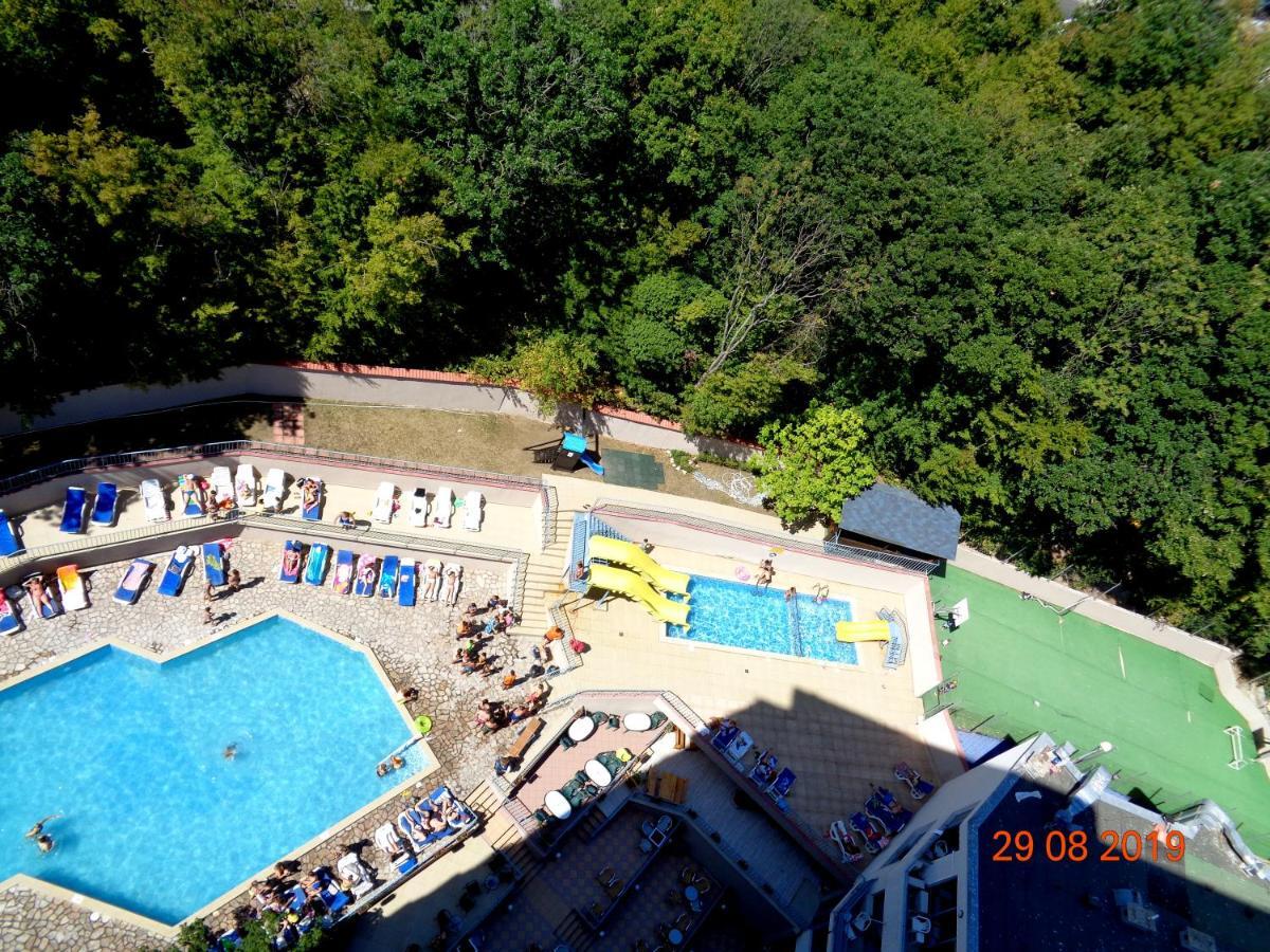 Hotel Rеgina Golden Sands Bagian luar foto